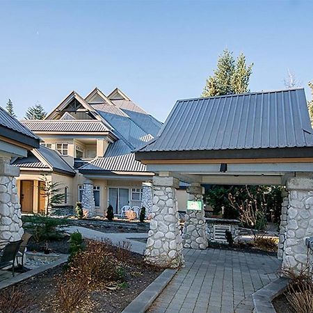 Lagoons By Cozystay Signature Уислър Екстериор снимка